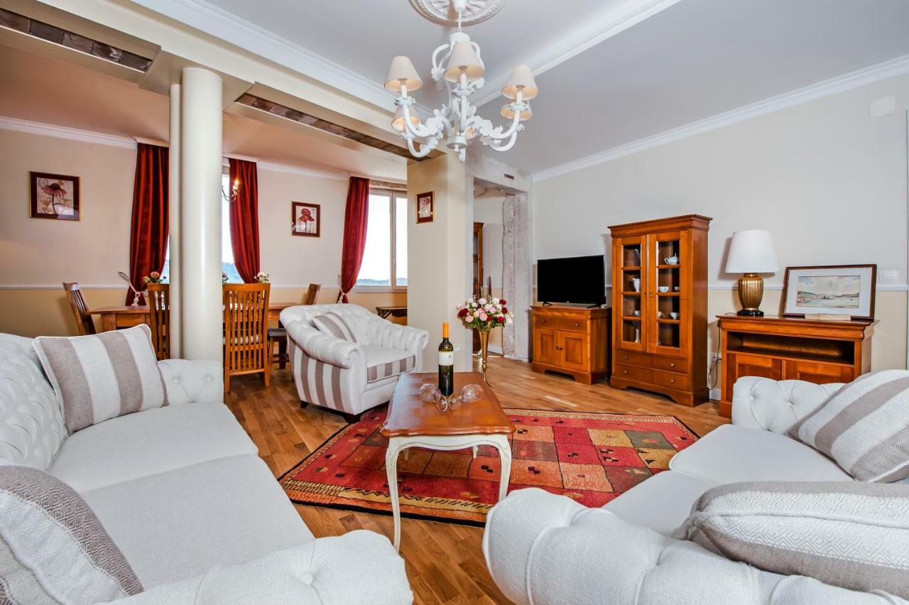 Adriatic Royal Sea View Apartment Rovinj Buitenkant foto