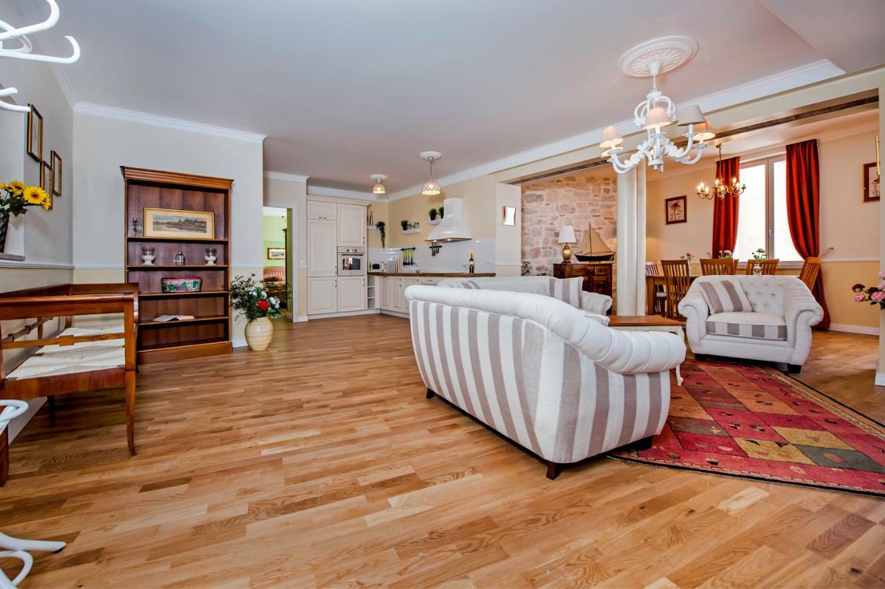 Adriatic Royal Sea View Apartment Rovinj Buitenkant foto
