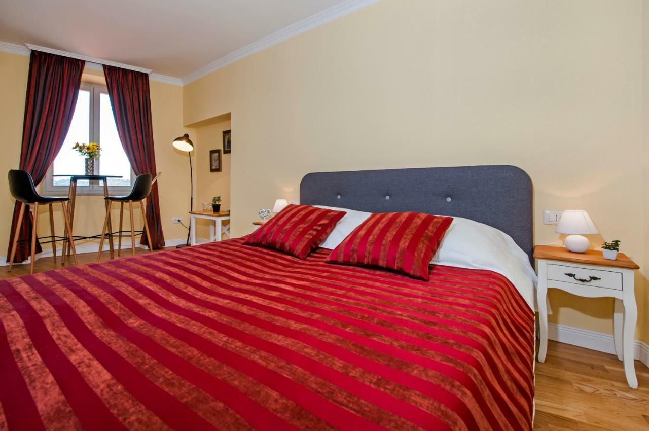 Adriatic Royal Sea View Apartment Rovinj Buitenkant foto